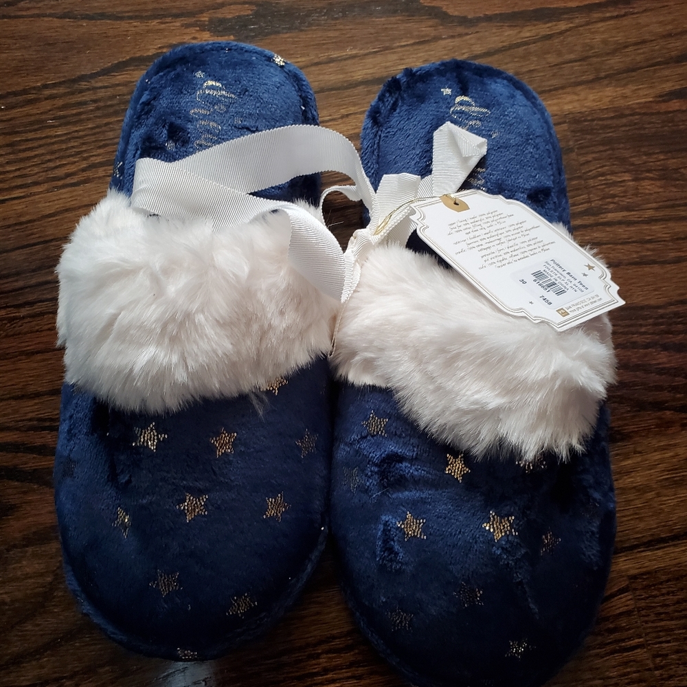 Slippers pottery barn teen size xl NWT